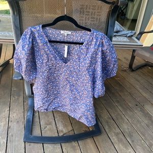 NWT Madewell Summer Vines blouse. Puff sleeve. V neck.